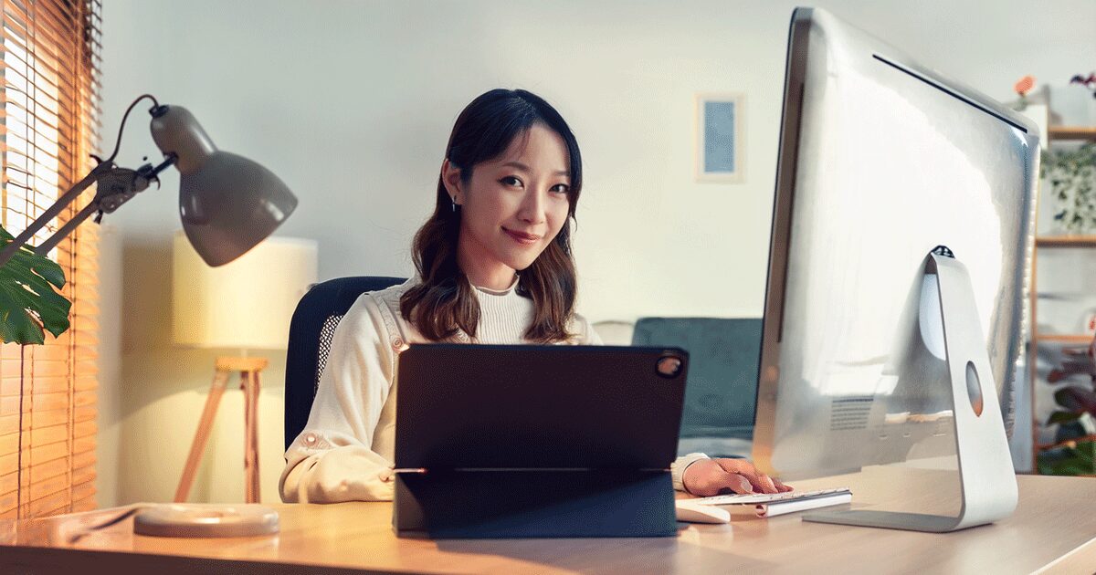 薬剤師のリモートワーク風景　メディカルライター